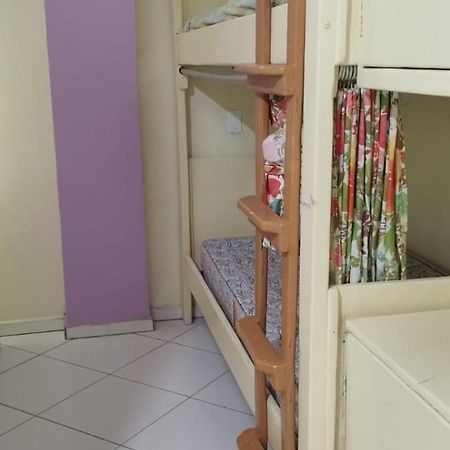 Hostel Em Brusque - Para Quem Busca Economia - Otima Localizacao Екстер'єр фото