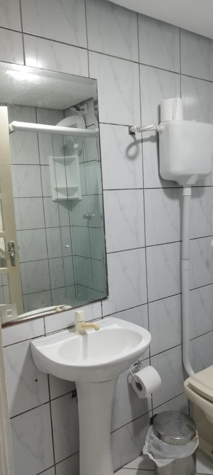 Hostel Em Brusque - Para Quem Busca Economia - Otima Localizacao Екстер'єр фото