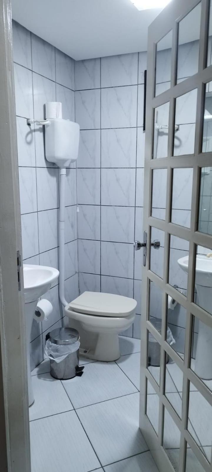 Hostel Em Brusque - Para Quem Busca Economia - Otima Localizacao Екстер'єр фото